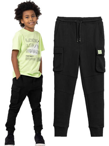 Spodnie dresowe 4F M415 z kieszeniami czarne