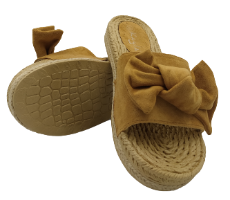 Klapki damskie,  karmelowe, na lato 38873